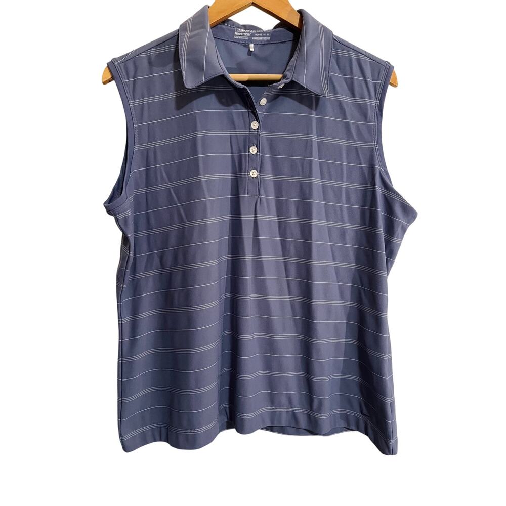 Nike golf top